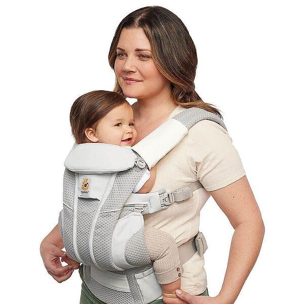 Как да изберем подходящо покривало за бебеносене за своето бебе 2-ра част