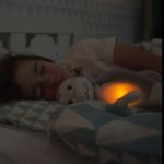 ZAZU Плюшена музикална играчка с нощна лампа Маймуна Max