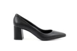 Елегантни черни дамски обувки от естествена кожа на висок ток 01.1155
