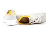 Мъжки бели спортни обувки от естествена кожа 57.70402