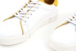 Мъжки бели спортни обувки от естествена кожа 57.72802