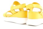 Дамски жълти сандали от естествена кожа 56.2752