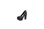 Елегантни черни дамски обувки MENBUR от еко кожа на висок ток 47.22123