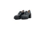 Елегантни черни дамски обувки от естествена кожа на висок ток 01.915