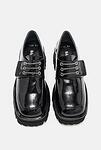 Ежедневни черни дамски обувки от естествен лак 04.5422