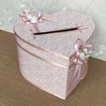 Сватбена кутия с розова мрежа