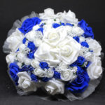 Булчински букет с рози в тъмно синьо N7