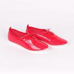Червени дамски обувки с връзки
