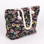 Черна плажна чанта с цветни пеперуди