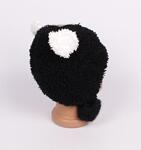 Черна зимна шапка с бели уши