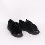 Черни дамски обувки с пухче