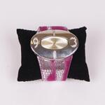 Дамски часовник с лилава каишка