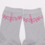 Светлосиви дамски чорапи от модал с розова декорация