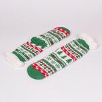 Коледни дамски топли чорапи в зелено, бяло и червено с коледни мотиви