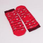 Коледен сет дамски термо чорапи в червено и сиво с кученце и снежинки