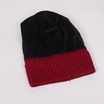 Червена мъжка зимна шапка