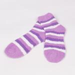 Раирани дамски чорапи в бял и лилав цвят