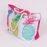 Плажна чанта в бяло и циклама с цветни ананаси