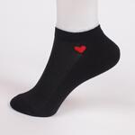 Черни дамски чорапи с дантела и червено сърце