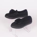 Черни дамски обувки от еко велур с пухче