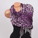 Дамски шал с леопардов принт в цвят виолетов патладжан