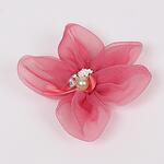 Декоративно цвете с перли в цвят пепел от рози