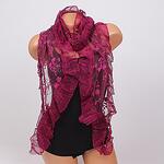 Дантелен дамски шал във виолетово бордо