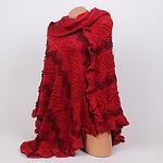 Червено плетено дамско пончо с качулка