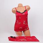 Дамска пижама в червен цвят с нежни цветя