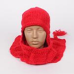 Червен плетен дамски шал с шапка