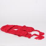 Малиново червен плетен дамски шал с шапка