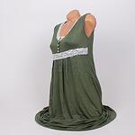 Маслено зелен халат и нощница за бременни с бяла дантела