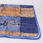 Бежово-синя покривка с тефлоново покритие с исторически мотиви 150/150
