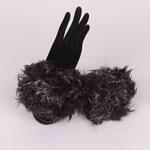 Гривни за ръце от еко-косъм в черно и бяло
