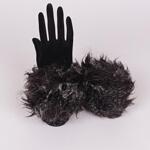 Гривни за ръце от еко-косъм в черно и бяло