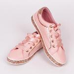 Дамски розови обувки от еко-кожа с ефектна декорация