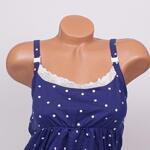 Елегантна пижама за бременни и кърмачки в тъмносин цвят на бели точки и дантела
