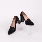 Елегантни дамски обувки в черно