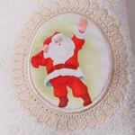 Комплект от две хавлиени кърпи в бяло с Дядо Коледа