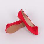Обувки от еко велур в червен цвят с пухче