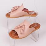 Прекрасни летни чехли в цвят розова пудра с пискюли
