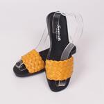 Равни летни дамски чехли в цвят горчица