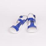 Сини лачени сандали с бяла подметка