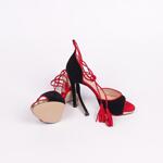 Стилни сандали в черно и червено с висок ток