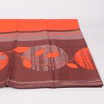 Тефлонова покривка в кафяв и оранжев цвят с листа елипса 150/225