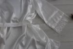 ПРОМО ЦЕНА!!!! Луксозен халат с дантела за младоженки и надпис от камъни