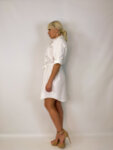 Бяла памучна дамска рокля тип риза RO409W