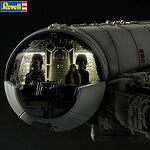 Revell Star Wars Модел за сглобяване Millenium Falcon Perfect Grade с Led светлини R01206