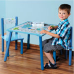 Kesper - Детска дървена маса със столчета Dino 121272