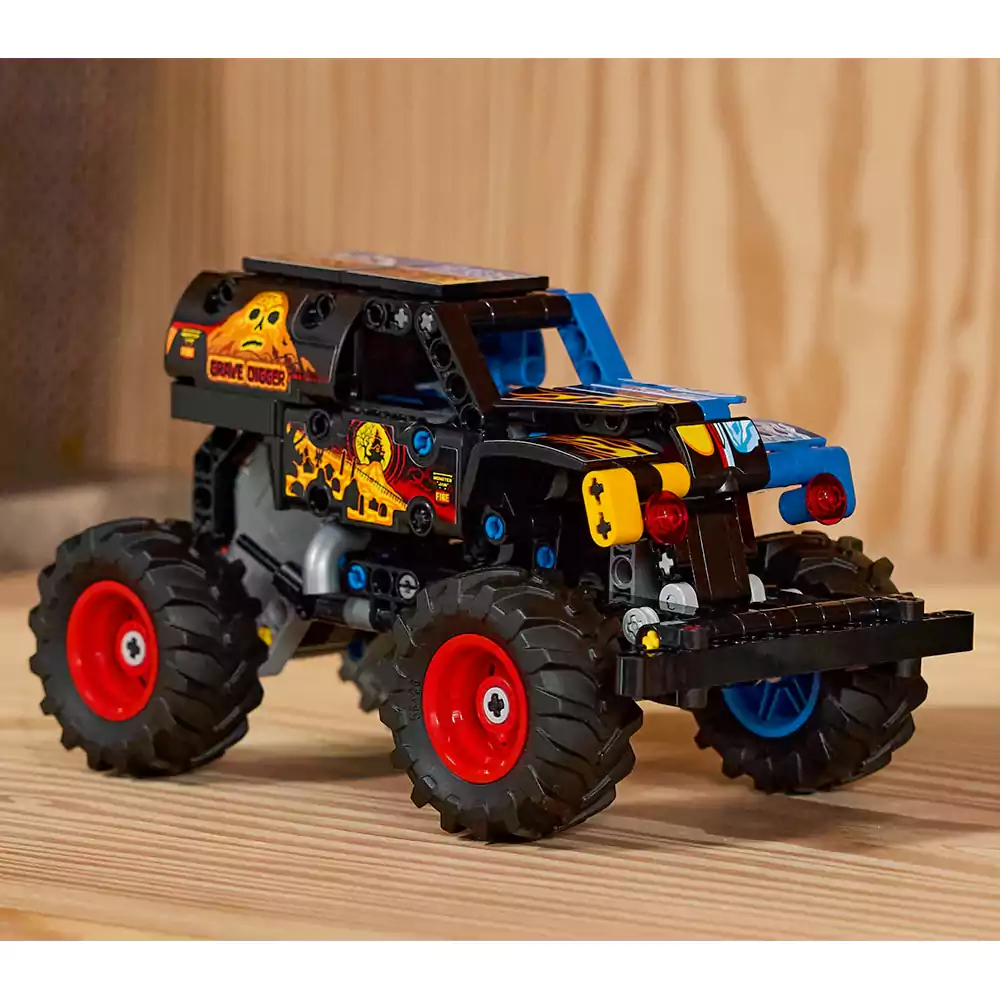 LEGO Technic 42219 Monster Jam Grave Digger Fire and Ice